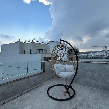 Balcony Hotel Saint Julian's エクステリア 写真
